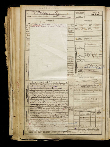 Decourcelle, Louis Léon Octave, né le 17 novembre 1881 à Querrieu (Somme), classe 1901, matricule n° 1202, Bureau de recrutement d'Amiens