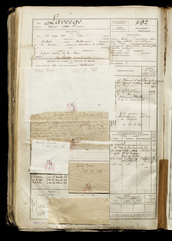 Laverge, Etienne Robert, né le 23 mars 1896 à Paris 11e Arrondissement (Paris), classe 1916, matricule n° 492, Bureau de recrutement d'Abbeville