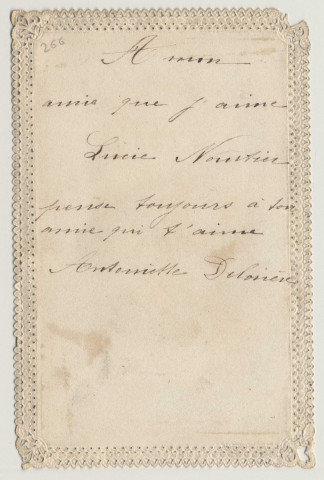 Image pieuse dentelle. Ô Marie, demandez pour moi la grâce qui me rendra plus agréable à Jésus. Monogramme de la Vierge. A mon amie que j'aime