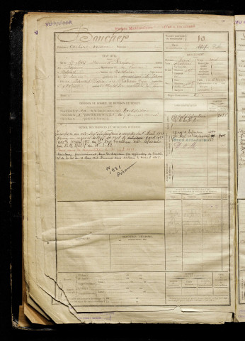 Boucher, Albert Osctave, né le 21 mars 1901 à Ercheu (Somme), classe 1921, matricule n° 10, Bureau de recrutement de Péronne