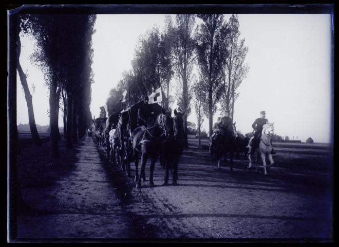 Manoeuvres d'octobre 1902 - route de Dury