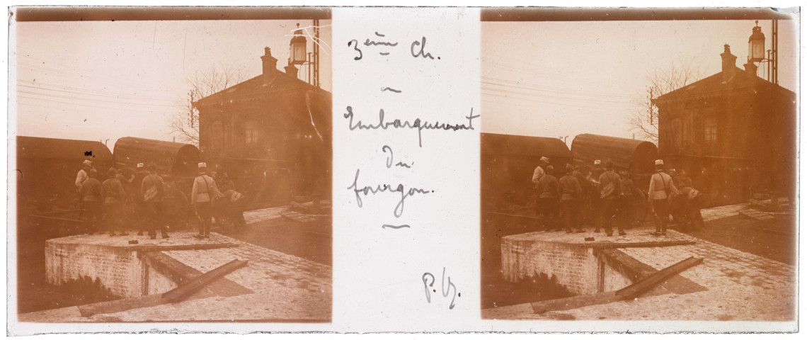 Abbeville. 3e chasseurs. Embarquement du fourgon