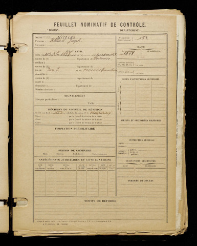 Nicolas, Klebert Joseph, né le 11 octobre 1898 à Flixecourt (Somme), classe 1918, matricule n° 153, Bureau de recrutement d'Amiens