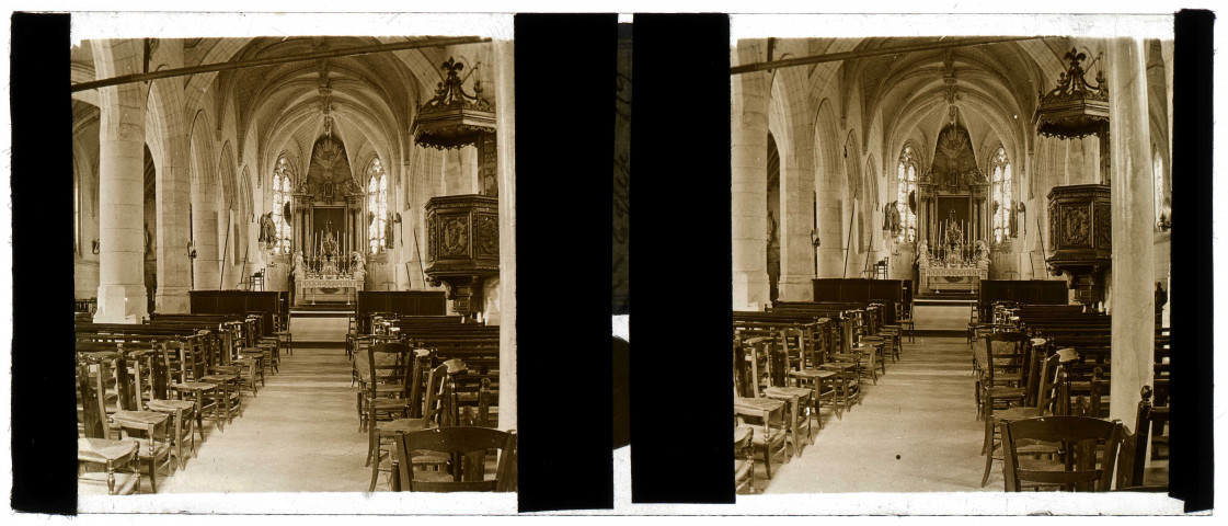 Fontaine-sur-Somme. Intérieur de l'église : la nef