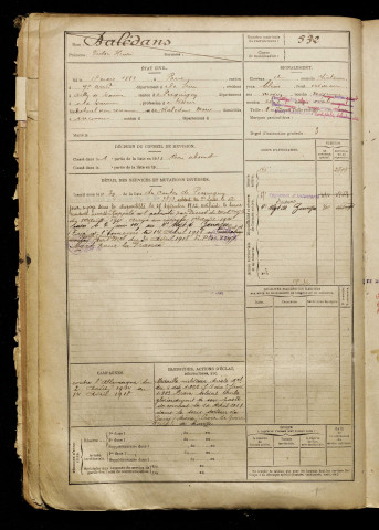 Balédans, Victor Henri, né le 15 mars 1889 à Paris 7e Arrondissement (Paris), classe 1909, matricule n° 532, Bureau de recrutement d'Amiens