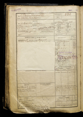 Dambreville, Robert Léon Charles François, né le 04 mars 1898 à Amiens (Somme), classe 1918, matricule n° 880, Bureau de recrutement d'Amiens