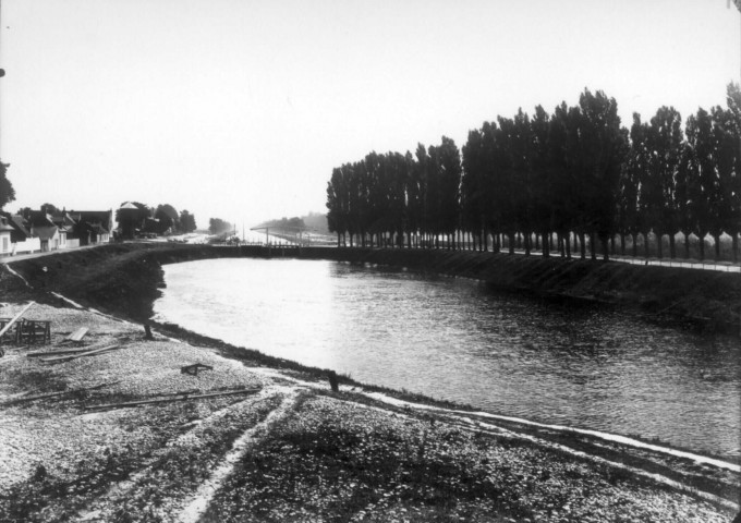 Le canal de la Somme à Saint-Valery-sur-Somme