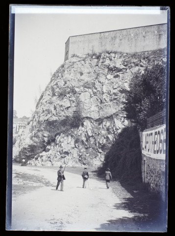 Lourdes vue prise au pied du château fort - septembre 1899
