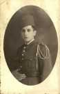 Portrait en buste d'un soldat en uniforme de tirailleur Algérien