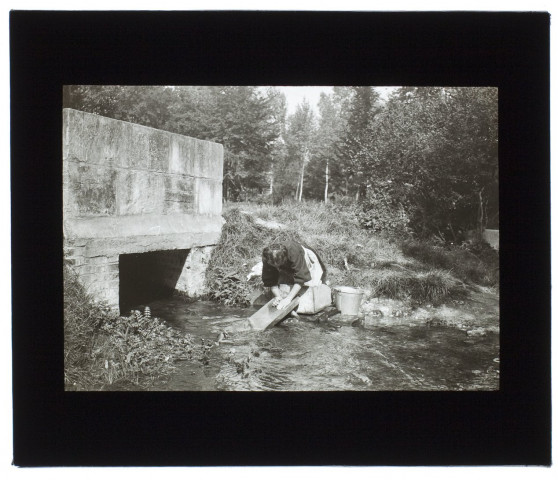 Ruisseau à Loeuilly - septembre 1912