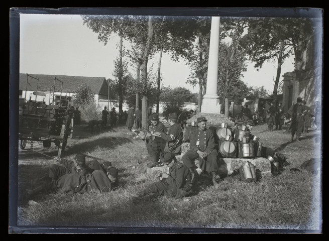 Manoeuvres de santé - août 1905 - Saint-Fuscien - 2e jour