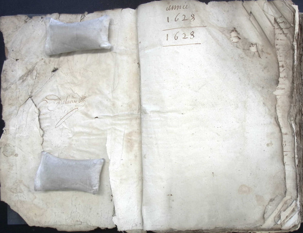 Etude de Me François De Saint-Fuscien à Amiens (étude n°26). Minutes de l'année 1628