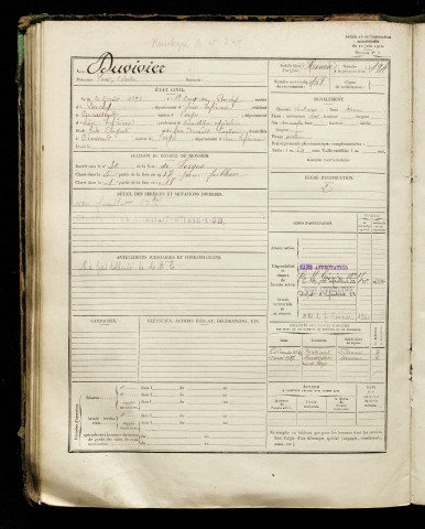 Duvivier, Louis Celestin, né le 20 août 1898 à Sainte-Croix-sur-Buchy (Seine-Maritime), classe 1918, matricule n° 168, Bureau de recrutement d'Abbeville