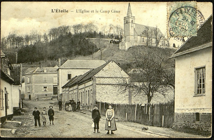 L'Etoile (Somme). L'église et le Camp César