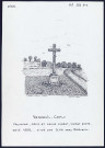 Vendeuil-Caply (Oise) : calvaire, croix et socle en ciment, christ en fonte - (Reproduction interdite sans autorisation - © Claude Piette)