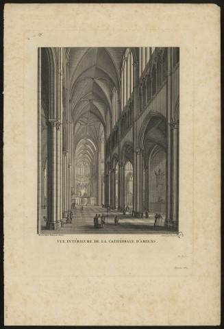 Vue intérieure de la Cathédrale d'Amiens. (Picardie)