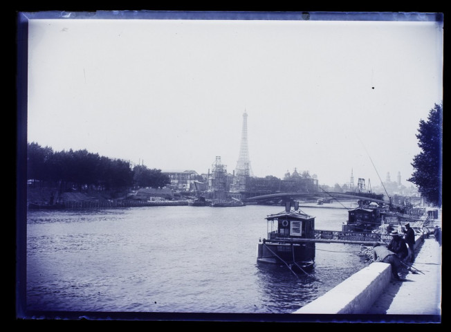 Paris - vue prise aux environs de la place de la Concorde - septembre 1899