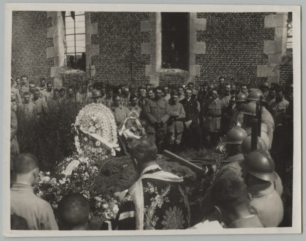 ENTERREMENT DU PILOTE LAMARCHE.13-7-17