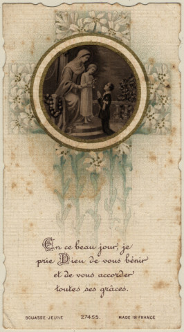 Image de première communion, l'Enfant Jésus donnant la communion à un enfant. Souvenir de première communion de Charlen Leroy faite en l'église d'Aumale le 11 juin 1933