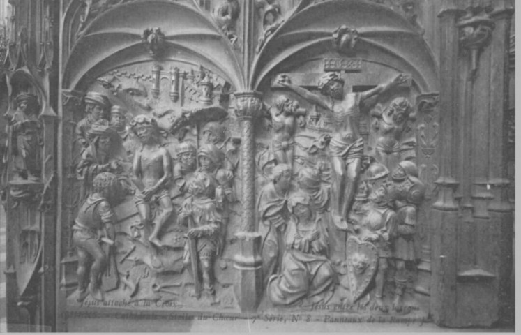 Cathédrale - Stalles du Choeur - 7è série, n° 8 - Panneaux de la Rampe J - 90 - Jésus attaché à la Croix - Jésus entre les deux larrons