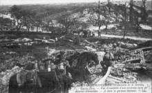Bataille de la Somme, Curlu Hem Vue d'ensemble d'une ancienne ligne de défenses allemandes. A view of german defences