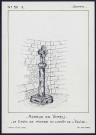 Acheux-en-Vimeu : la croix de pierre au chevêt de l'église - (Reproduction interdite sans autorisation - © Claude Piette)