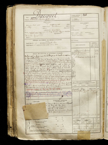 Dacquet, Adéodat Stéphane Michel, né le 11 août 1893 à Guizancourt (Somme), classe 1913, matricule n° 300, Bureau de recrutement d'Amiens