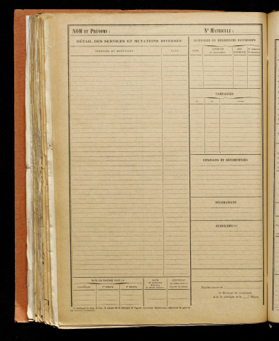 Plantrou, Robert Lucien, né le 25 juin 1897 à Caudebec-lès-Elbeuf (Seine-Maritime), classe 1917, matricule n° 924, Bureau de recrutement d'Abbeville