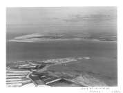 Cayeux-sur-Mer. Vue aérienne de la Baie de Somme, Le Hourdel, la digue, les mollières