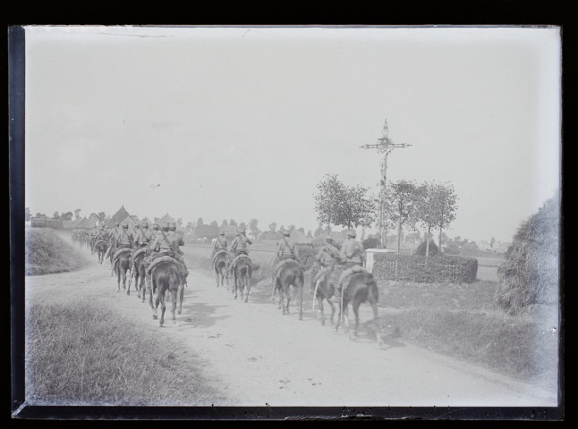 Manoeuvres de fin septembre 1902 chasseurs à cheval le retour