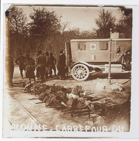 Calonne, carrefour du Mesnil, ambulance, G227