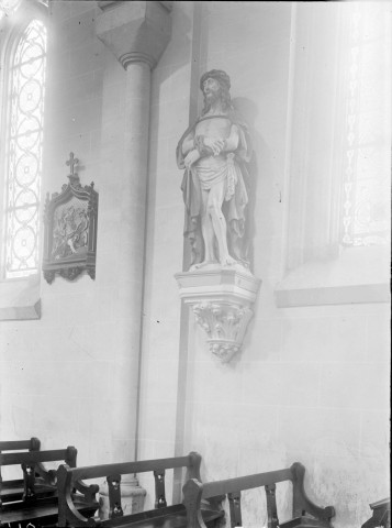 Eglise, vue intérieure : statue d'Ecce Homo