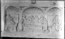 Eglise de Sorrus (Pas-de-Calais) : le bas-relief sculpté figurant la mise au tombeau