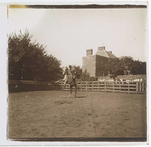 Homme sur un cheval