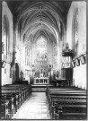 Eglise de Folleville, vue intérieure : le choeur, les voûtes sculptées de la nef