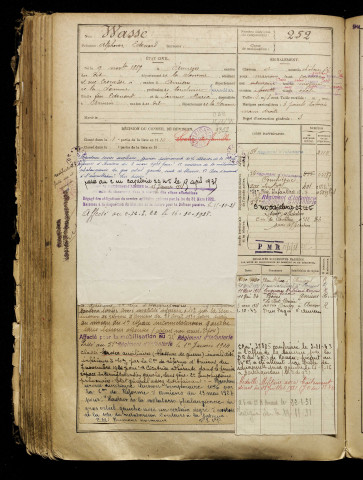 Wasse, Alphonse Edouard, né le 09 novembre 1889 à Amiens (Somme), classe 1909, matricule n° 252, Bureau de recrutement d'Amiens