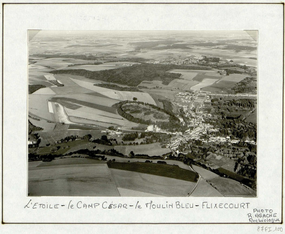 L'Etoile (Somme). Vue aérienne du Camp César, des Moulins-Bleus et vers Flixecourt