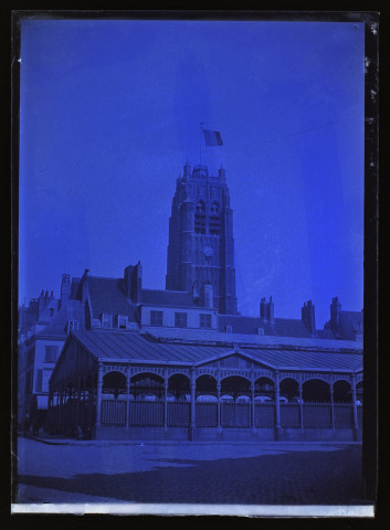 381 - Dunkerque - tour Saint-Eloi - vue prise place du marché - mai 1896