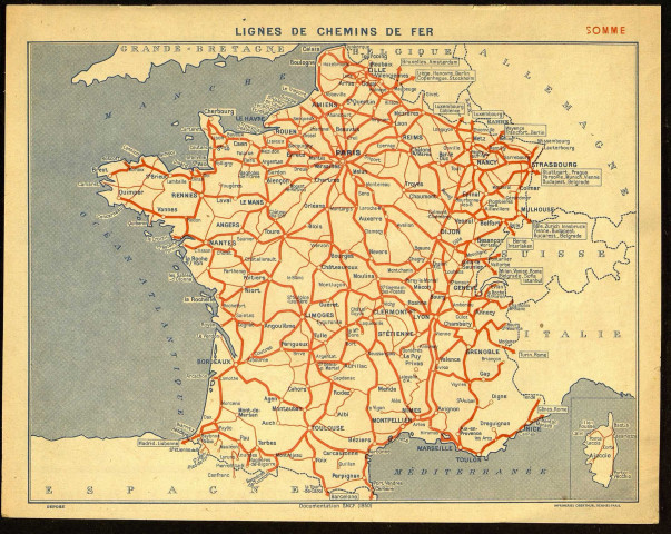 Carte postale, télégraphique, téléphonique et des Chemins de Fer du Département de la Somme, accompagnée d'une nomenclature des communes, du service postal et des foires et marchés. Plan de la ville d'Amiens. Carte de France des lignes de chemins de fer