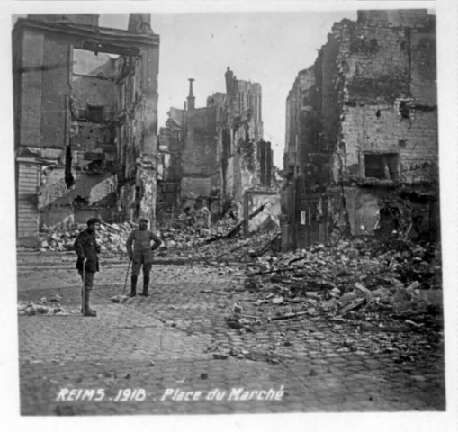 Reims 1918 Place du Marché