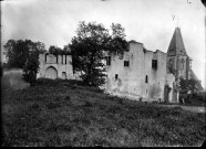 Château de Picquigny : les ruines