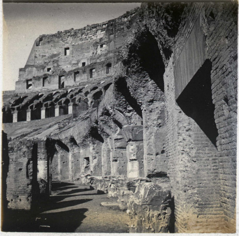 Rome - Les galeries du Colisée