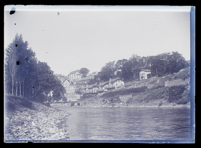 Lourdes vue prise au bord du Gave - septembre 1899