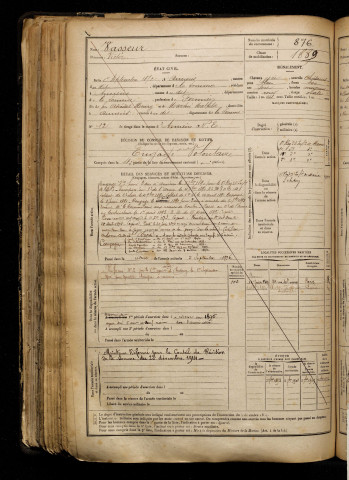 Vasseur, Victor, né le 01 septembre 1872 à Amiens (Somme), classe 1892, matricule n° 876, Bureau de recrutement d'Amiens