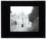 [L'église de Coucy-le-Château]