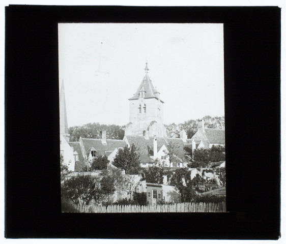 Bergues. Tour carrée de l'abbaye Saint-Winoc