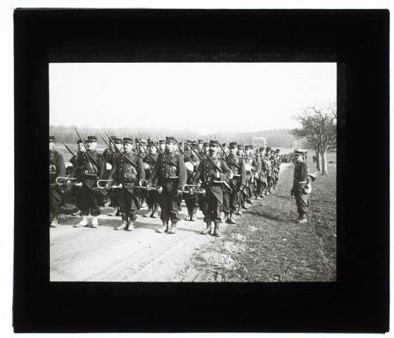 8e bataillon de chasseurs à pied route d'Allonville - mars 1902