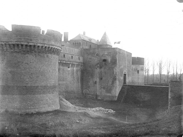 Vue du château fortifié