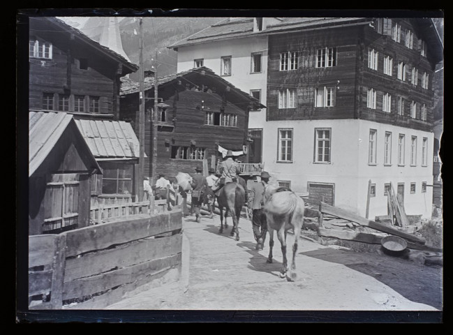 Arrivée à Zermatt retour du lac Noir - juillet 1903