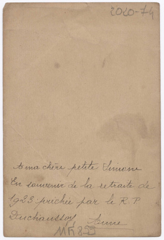 Vierge aux Roses. A ma chère petite Simone en souvenir de la retraite de 1923 prêchée par le révérend père Duchaussoy. Signé : Anne